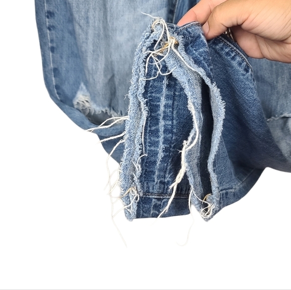 Ashley Mason Distressed Jeans 9 - Picture 5 of 8